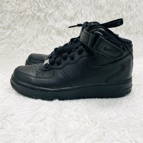 WMNS AIR FORCE 1 MID '07 LE - Picture 2 of 6